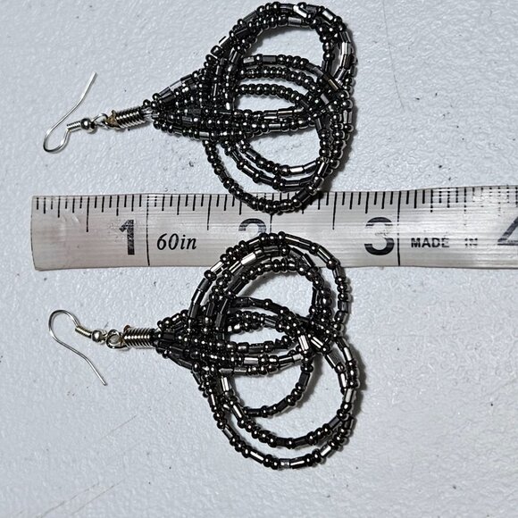 Handcrafted Elegant Silver Seed Bead Necklace and Earrings Set Fashion Jewelry - Picture 6 of 8